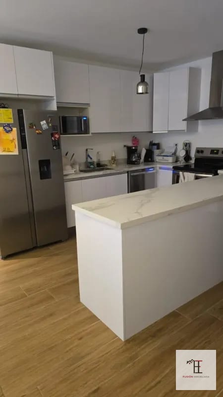 Rento / Vendo apartamento en zona 16, Cayalá Lirios 3 — Apartamento en Alquiler en Ciudad Cayalá, Zona 16, Guatemala, Ciudad — foto 1 de 8