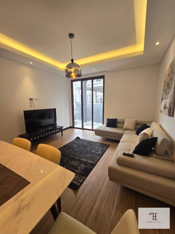 Rento / Vendo apartamento en zona 16, Cayalá Lirios 3 - 5
