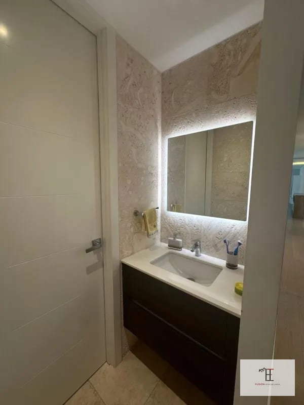 Vendo Apartamento en Nivel 15 Totalmente Amueblado, Automatizado y Moderno, Edificio de Liv Zona 15 VH1 — Apartamento en Venta en LIV, Zona 15, Guatemala, Ciudad — foto 5 de 9