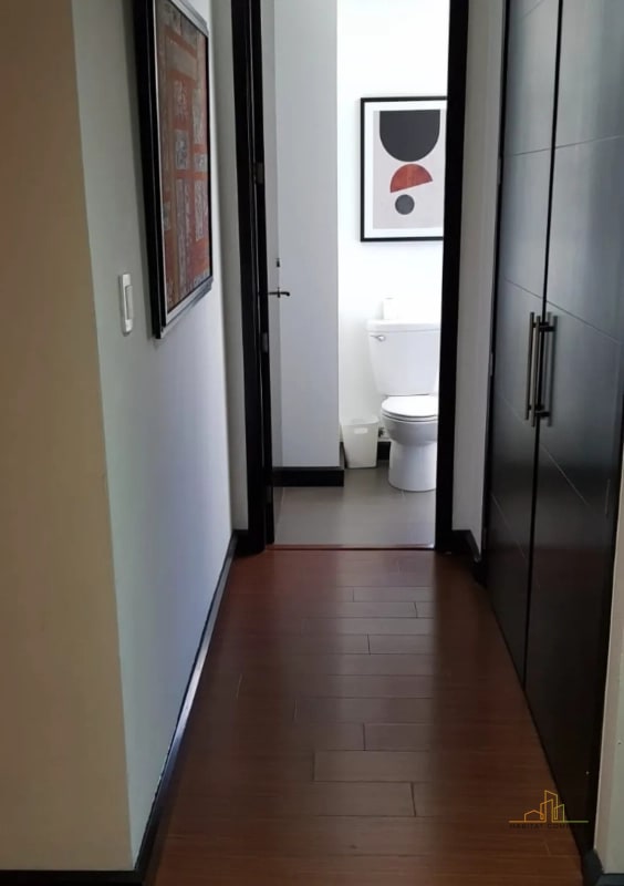Apartamento amueblado en venta zona 10, cercano a los Próceres- - 4