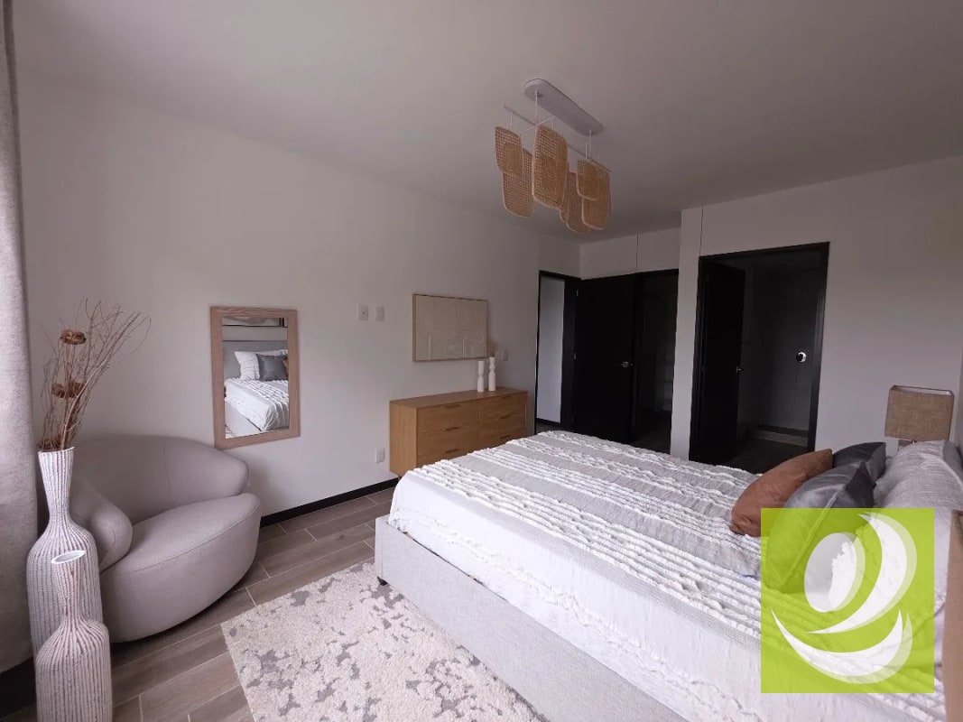 Vendo Apartamento Primer Nivel Zona 14 - 2