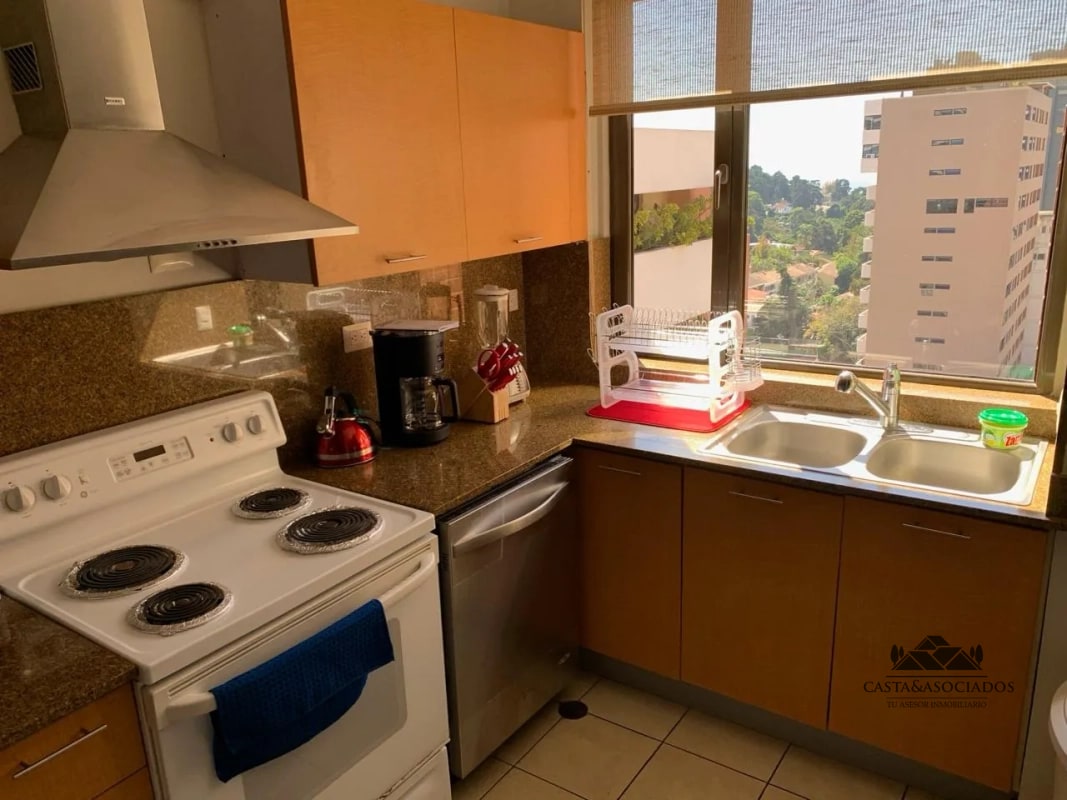 APARTAMENTO EN VENTA ZONA 14 - 14