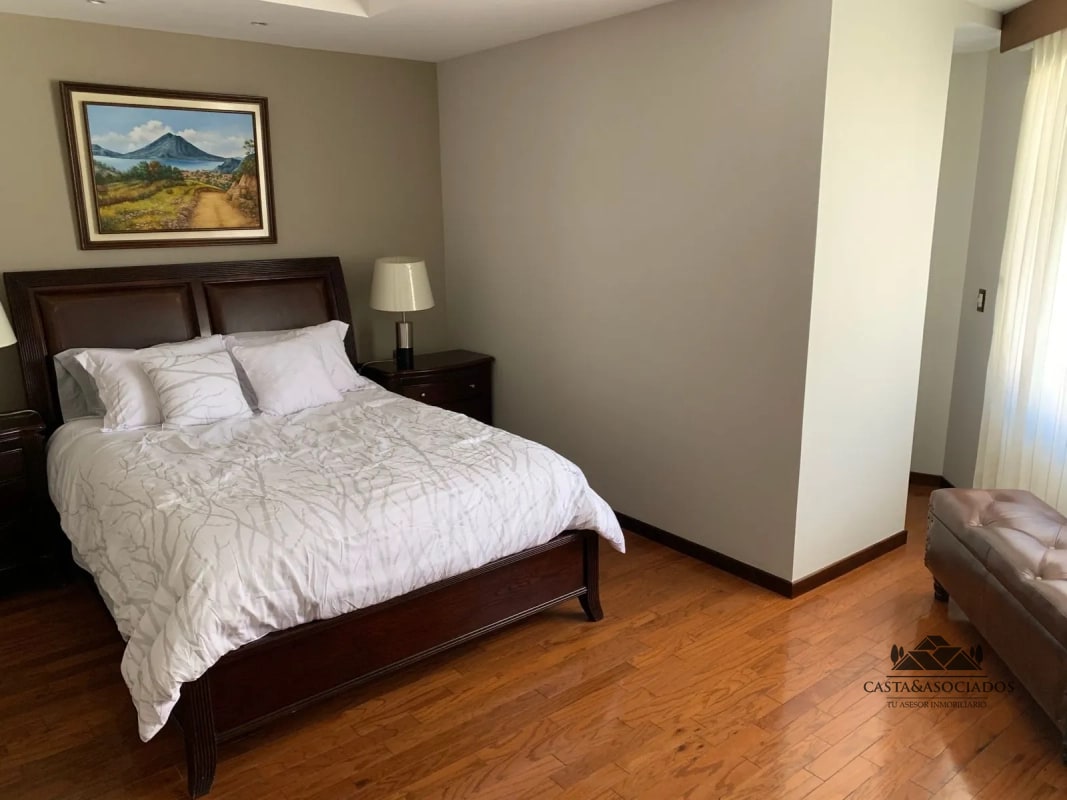 APARTAMENTO EN VENTA ZONA 14 - 3