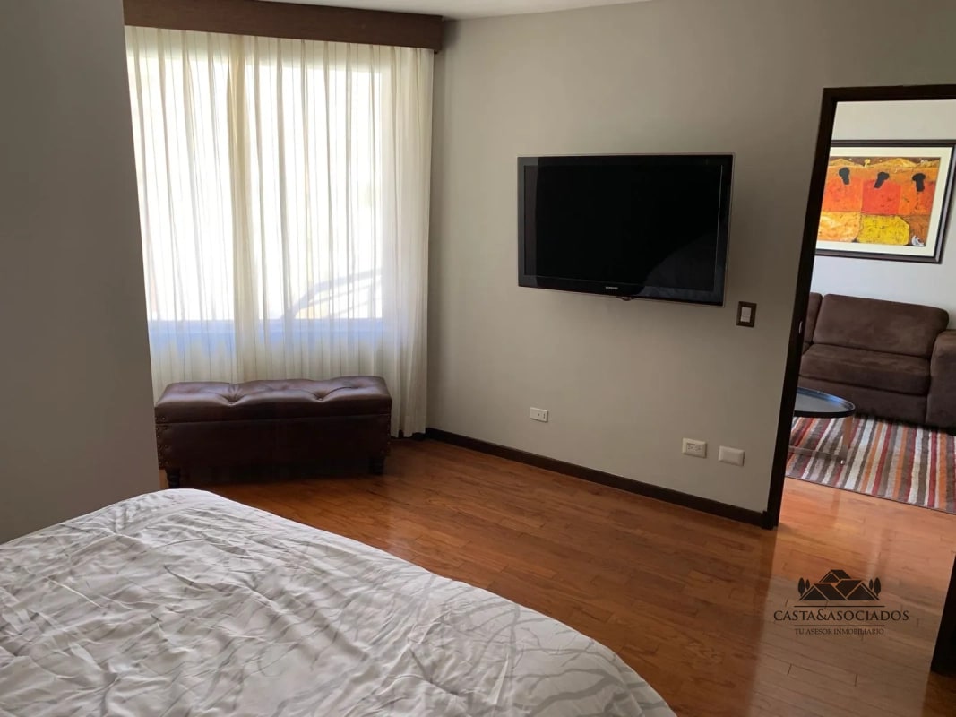 APARTAMENTO EN VENTA ZONA 14 - 2
