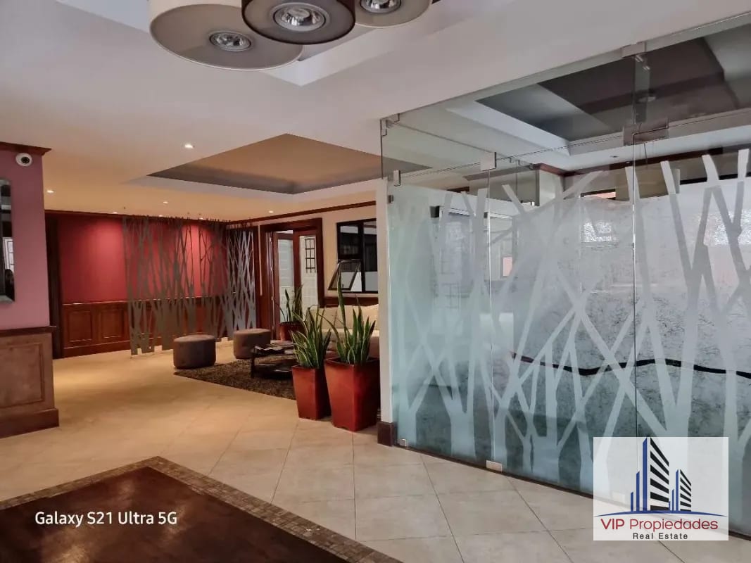 Altos de Santa Clara, Z. 10 Apartamento en renta — Apartamento en Alquiler en Altos de Santa Clara, Zona 10, Guatemala, Ciudad — foto 2 de 12