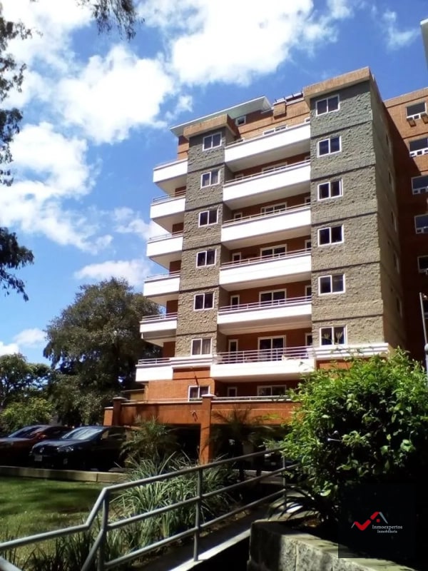 APARTAMENTO EN VENTA ZONA 7 JARDINES DE LA FLORESTA I - 15