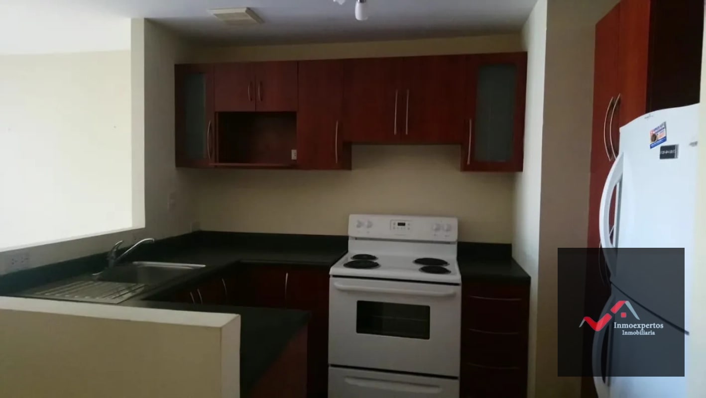APARTAMENTO EN VENTA ZONA 7 JARDINES DE LA FLORESTA I - 3