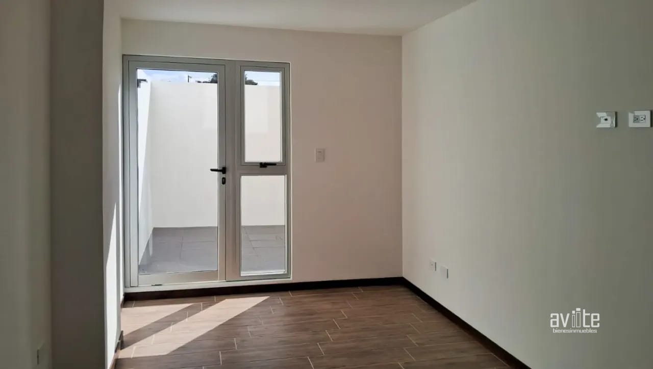 NUVO NARANJO. Apartamento con jardín tipo terraza Q1,350,000.00 — Apartamento en Venta en Condado Naranjo, Zona 4 Mixco, Guatemala, Ciudad — foto 12 de 15