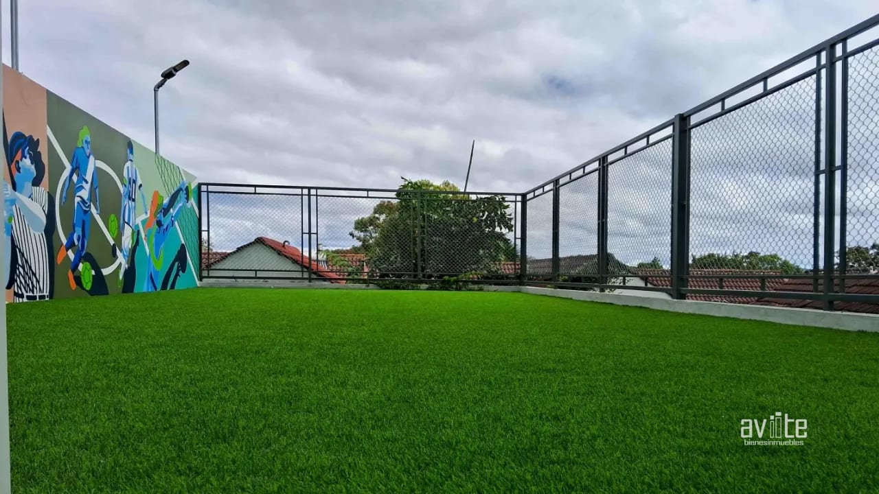 NUVO NARANJO. Apartamento con jardín tipo terraza Q1,350,000.00 — Apartamento en Venta en Condado Naranjo, Zona 4 Mixco, Guatemala, Ciudad — foto 4 de 15
