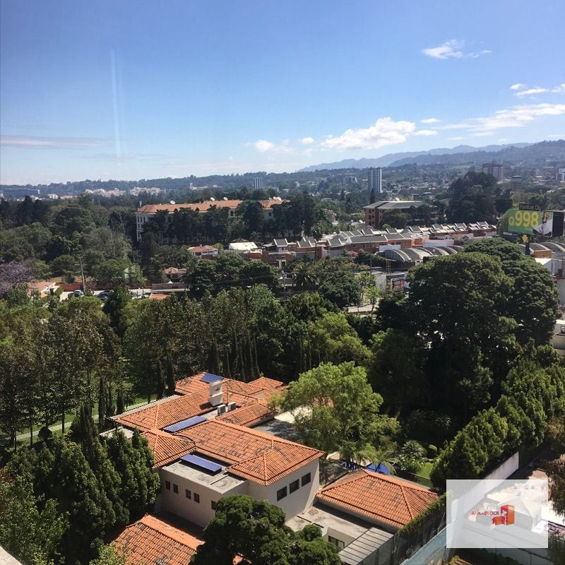 Penthouse amplio en renta — Apartamento en Alquiler en Plaza San Marco, Zona 10, Guatemala, Ciudad — foto 13 de 14
