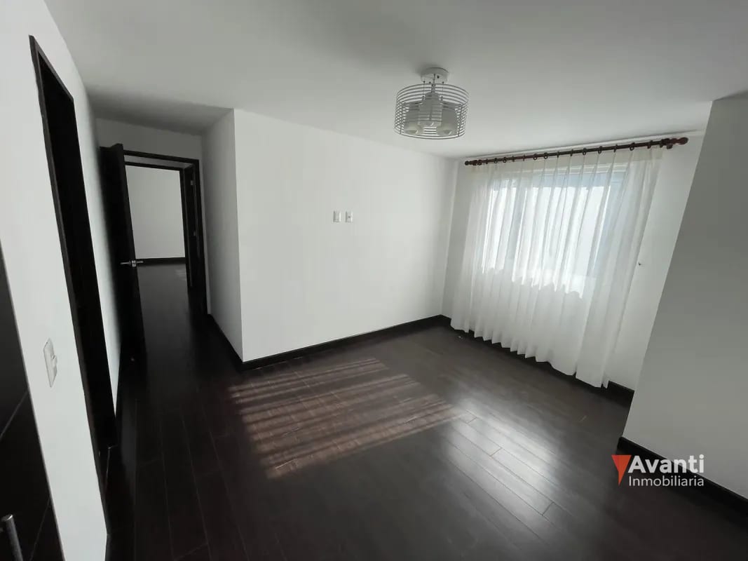 ALQUILER APARTAMENTO ZONA 14 — Apartamento en Alquiler en Zona 14, Guatemala, Ciudad — foto 3 de 12