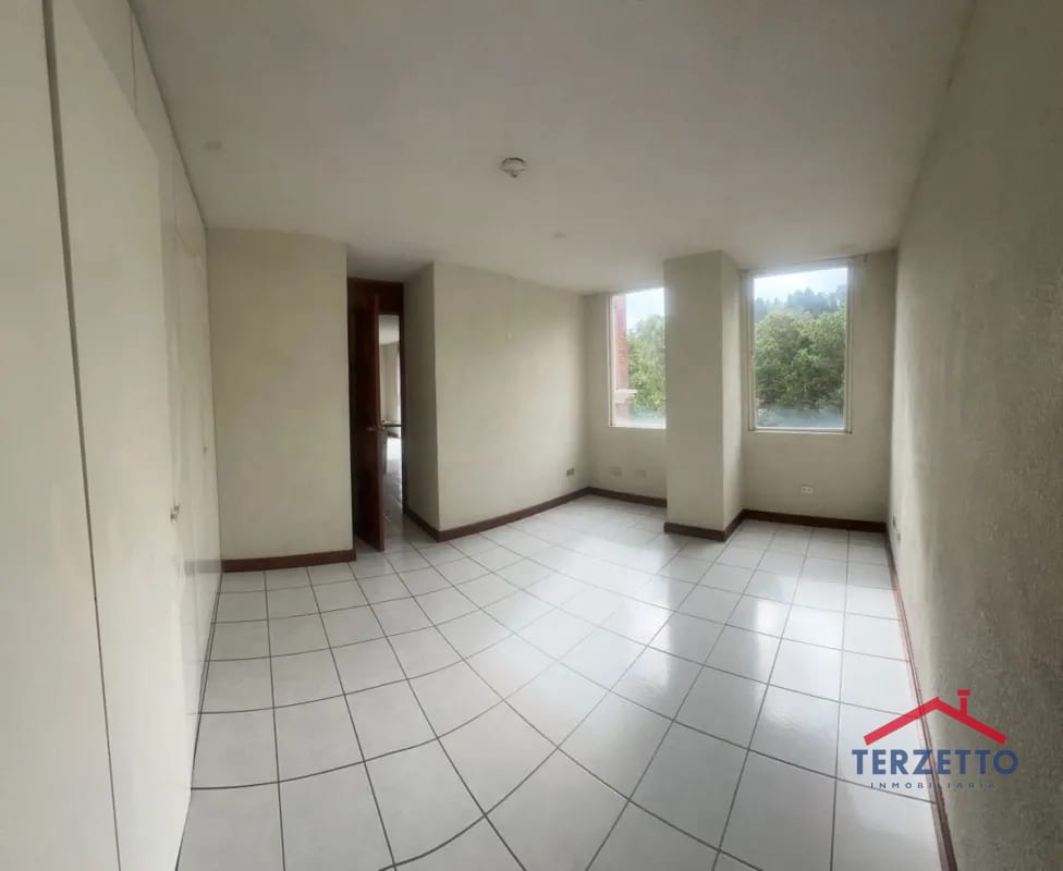 Alquiler apartamento zona 16 — Apartamento en Alquiler en Zona 16, Guatemala, Ciudad — foto 2 de 5