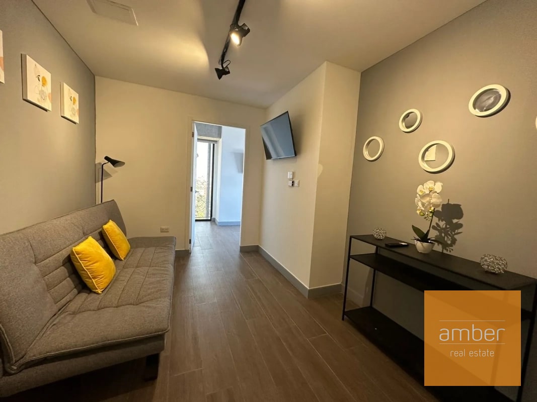 Apartamento en Edificio Granat, zona 4 - 5