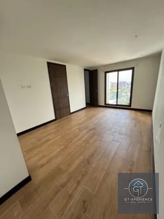 Lindo apartamento en Marqués de Okland en renta — Apartamento en Alquiler en Zona 10, Guatemala, Ciudad — miniatura 3 de 13