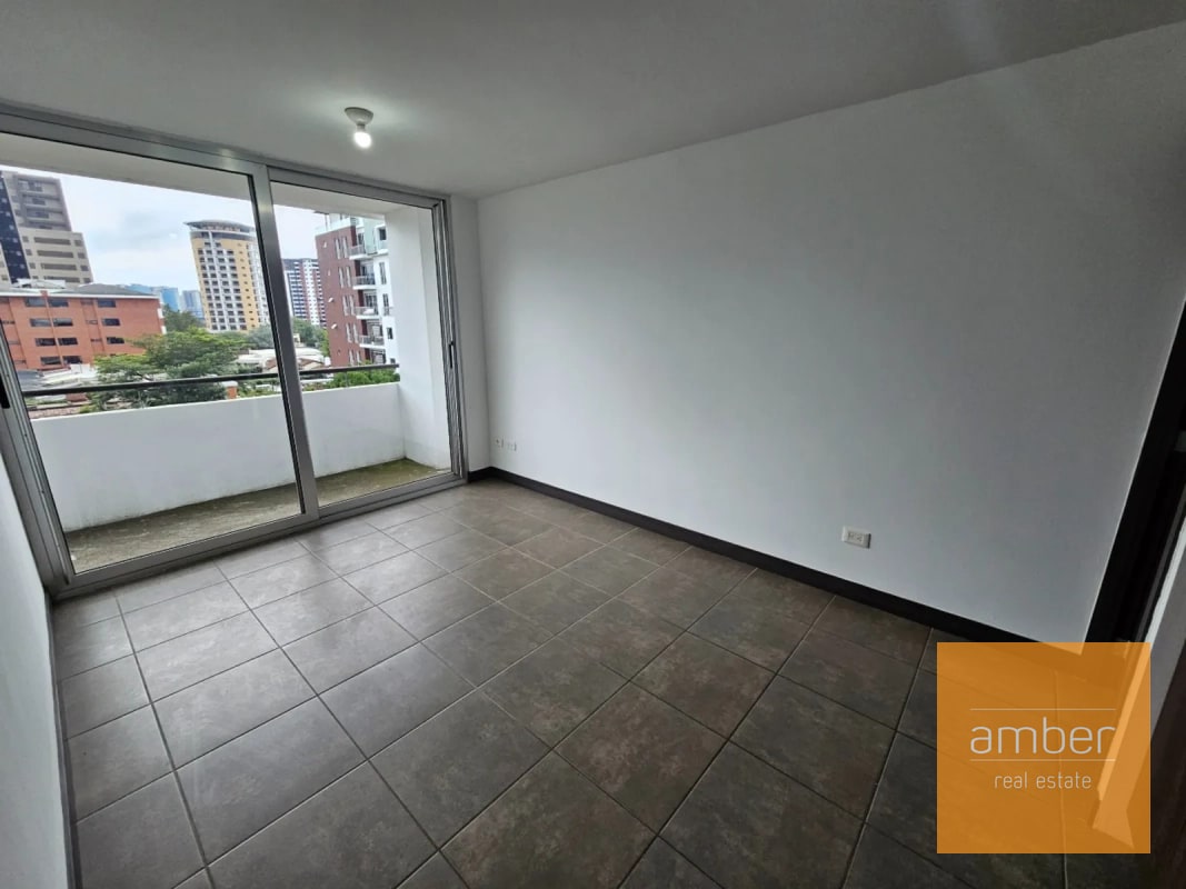 Apartamento en Edificio 3-85, zona 15 - 11