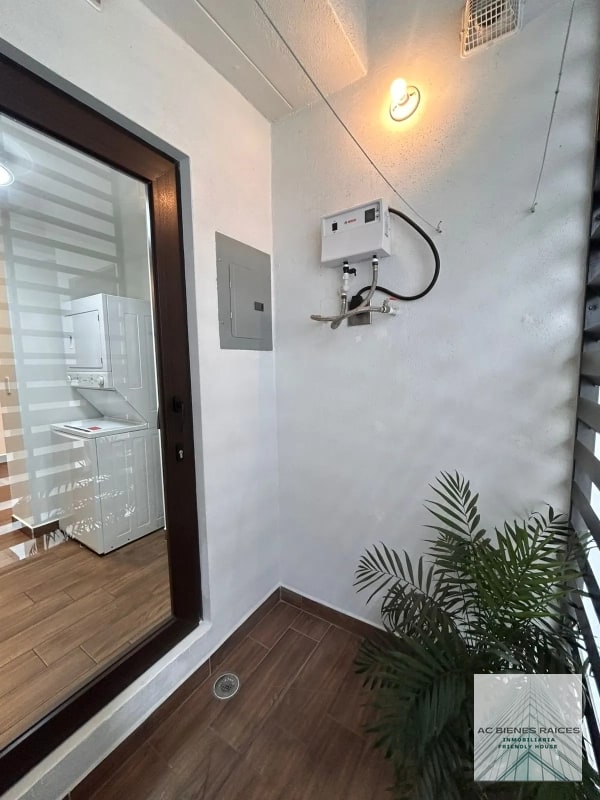 RENTA /VENTA APARTAMENTO BALMES ZONA 11 - 12