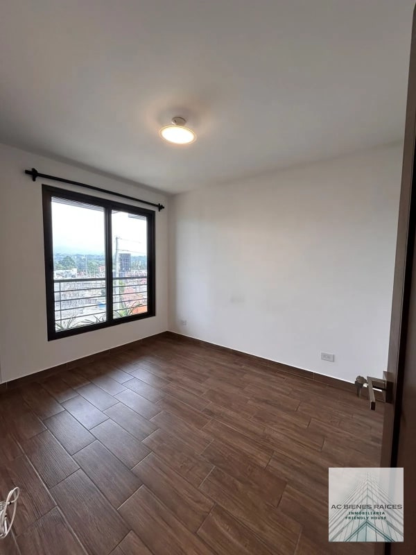 RENTA /VENTA  APARTAMENTO BALMES ZONA 11 - 8