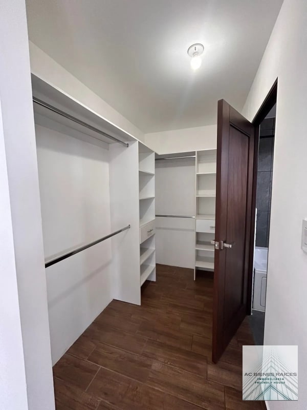 RENTA /VENTA  APARTAMENTO BALMES ZONA 11 - 7