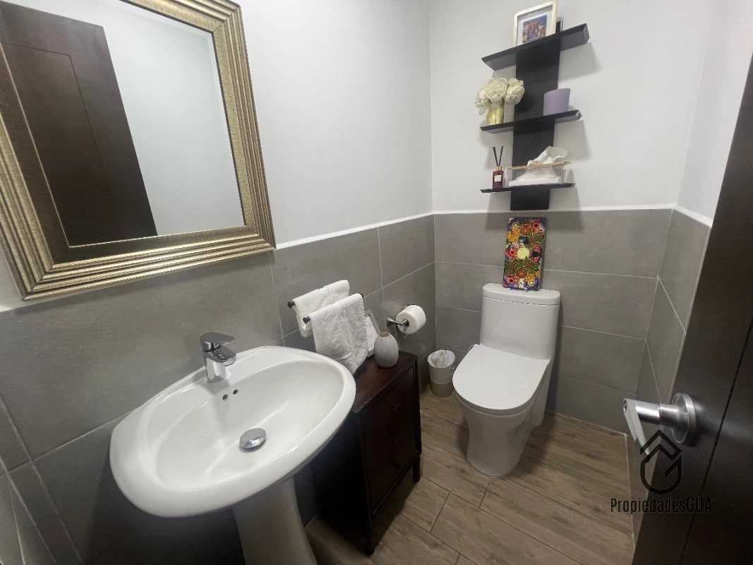 Apto de 1 dormitorio con balcón - 1