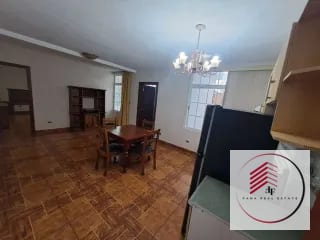 Apartamento amueblado de una habitación en zona 10 Oakland a una cuadra de Oakland mall — Apartamento en Alquiler en Zona 10, Guatemala, Ciudad — miniatura 10 de 10