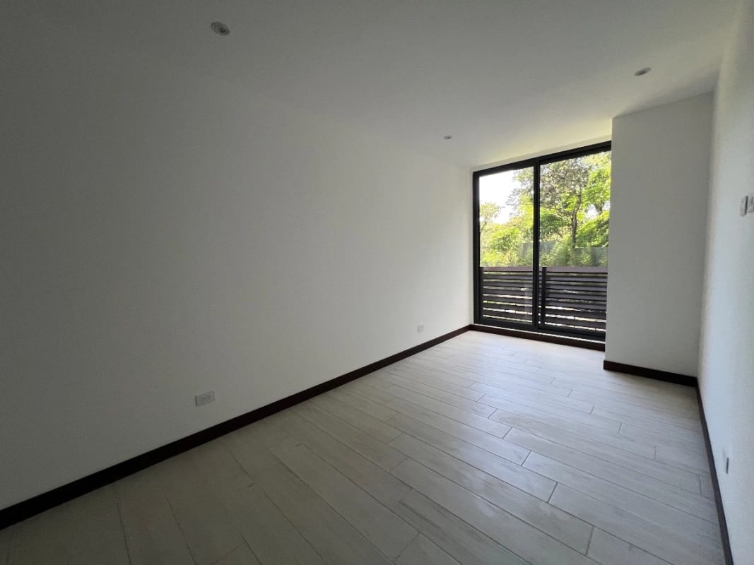SPAZIO RESIDENCIAS Z15, 3 DORMITORIOS, 139 MTS2 DORMITORIO DE SERVICIO $2,000 INCLUYE MANTENIMIENTO E IVA — Apartamento en Alquiler en Zona 15, Guatemala, Ciudad — foto 11 de 13
