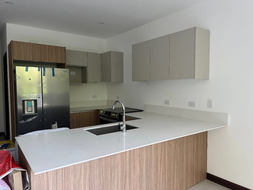 SPAZIO RESIDENCIAS Z15, 3 DORMITORIOS, 139 MTS2 DORMITORIO DE SERVICIO $2,000 INCLUYE MANTENIMIENTO E IVA — Apartamento en Alquiler en Zona 15, Guatemala, Ciudad — foto 12 de 13