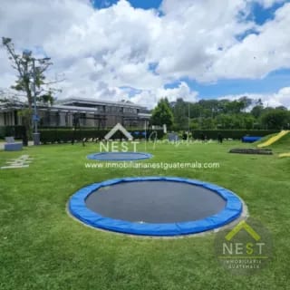 Apartamento en primer nivel con jardín en RENTA | SAN ISIDRO 2021, zona 16 — Apartamento en Alquiler en San Isidro 20/21, Zona 16, Guatemala, Ciudad — miniatura 13 de 17