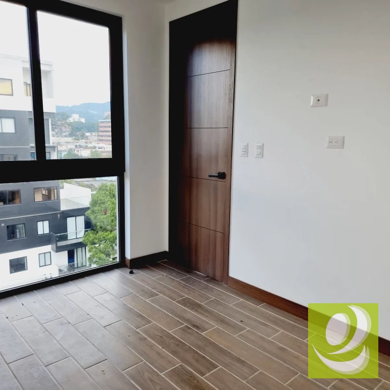 APARTAMENTO EN VENTA ZONA 14 - 3