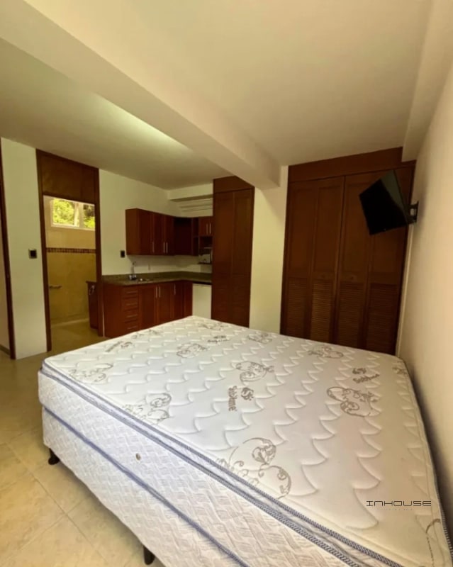 APARTAMENTO EN RENTA AMUEBLADO ZONA 16, LA MONTAÑA - TIPO ESTUDIO - 4