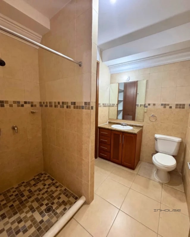 APARTAMENTO EN RENTA ZONA 16, LA MONTAÑA - 1