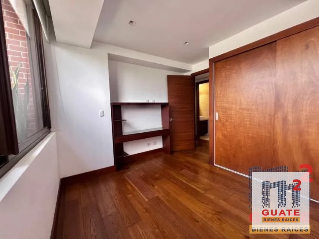 Apartamento en Venta, Zona 15 - 10