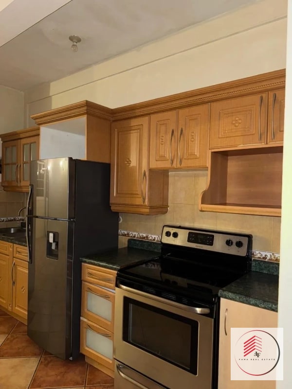 RENTA DE céntrico apartamento de una habitación en zona 10 a una cuadra de Oakland Mall diagonal 6 — Apartamento en Alquiler en Zona 10, Guatemala, Ciudad — foto 11 de 14