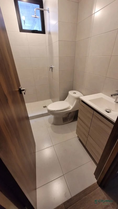 En renta apartamento en la Zona 13 Avenida las Americas — Apartamento en Venta en Zona 13, Guatemala, Ciudad — foto 6 de 8
