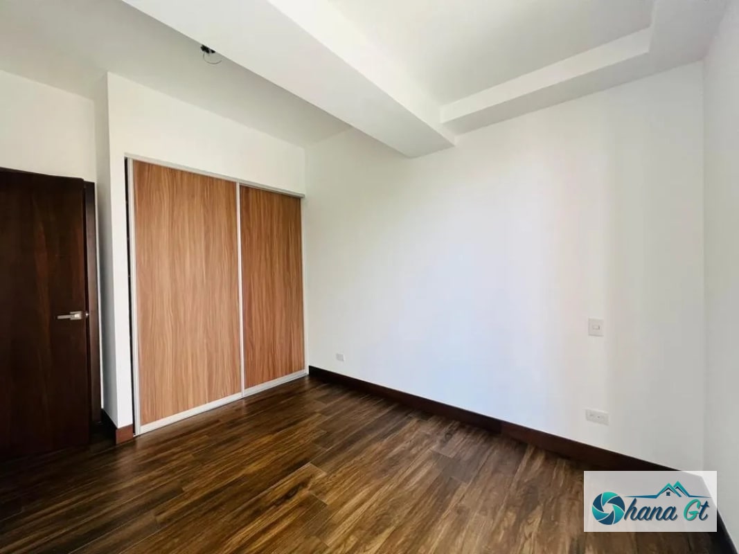 APARTAMENTO EN VENTA, ZONA 14 - 4