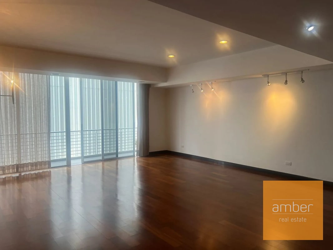 Apartamento en Edificio 19 Diez, zona 10 - 3