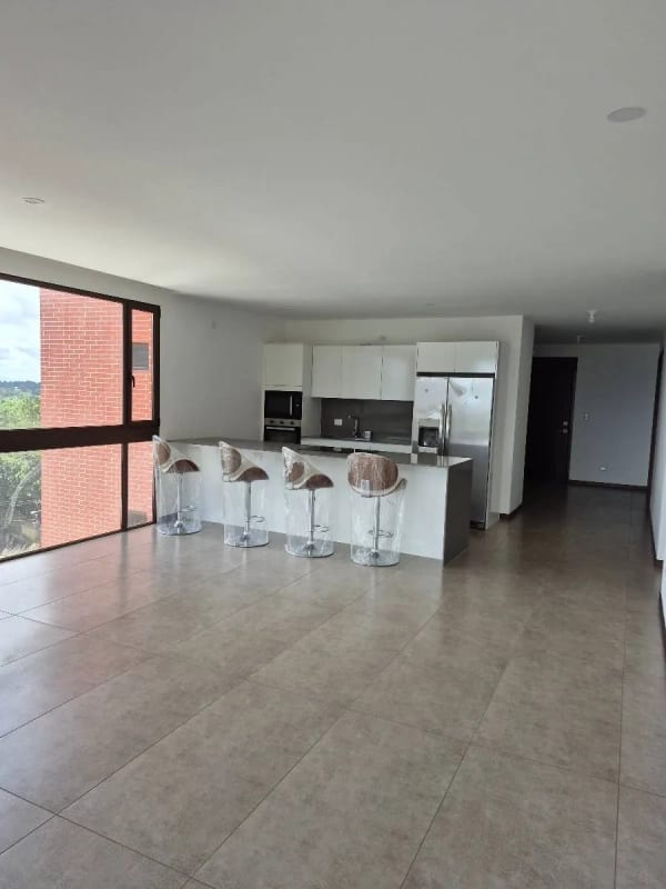 En Renta Precioso Apartamento, San Lázaro Zona 15 — Apartamento en Alquiler en Zona 15, Guatemala, Ciudad — foto 12 de 13