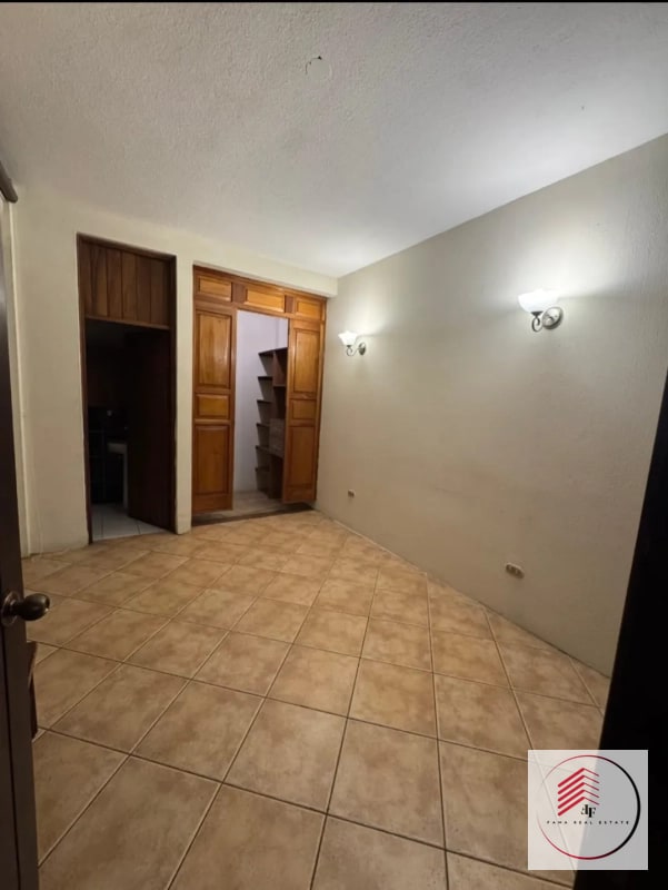 RENTA DE céntrico apartamento de una habitación en zona 10 a una cuadra de Oakland Mall diagonal 6 — Apartamento en Alquiler en Zona 10, Guatemala, Ciudad — foto 8 de 8