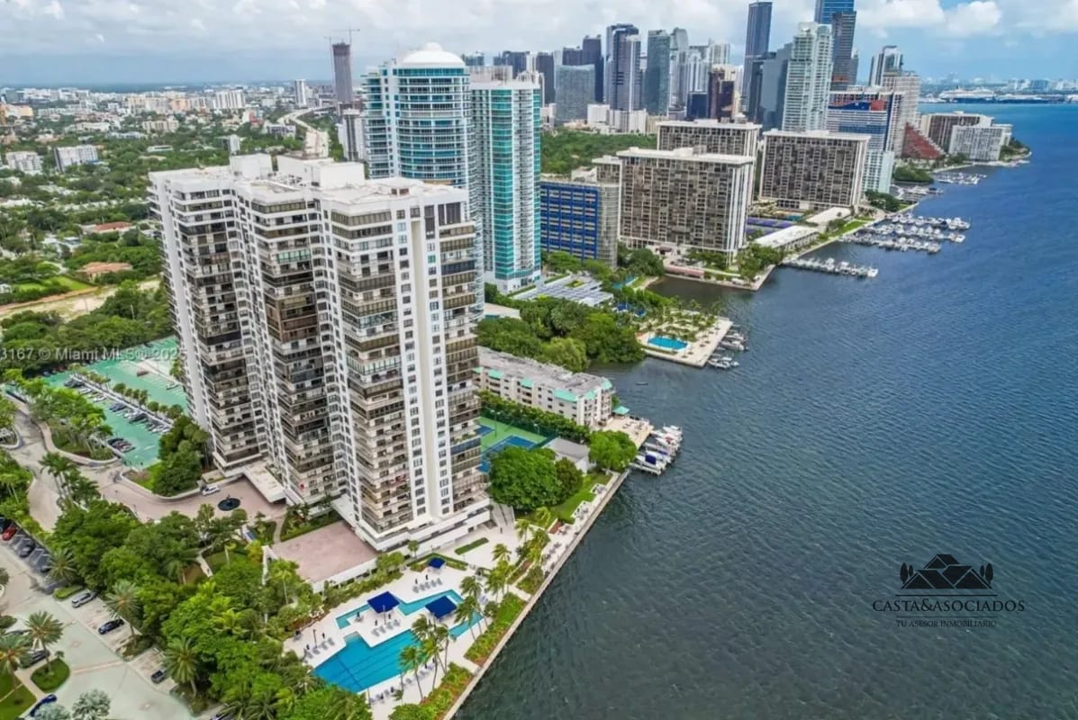 Apartamento en Renta Brickell Miami — Apartamento en Alquiler en Estados Unidos, Internacional — foto 1 de 16