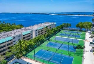 Apartamento en Renta Brickell Miami — Apartamento en Alquiler en Estados Unidos, Internacional — miniatura 2 de 16