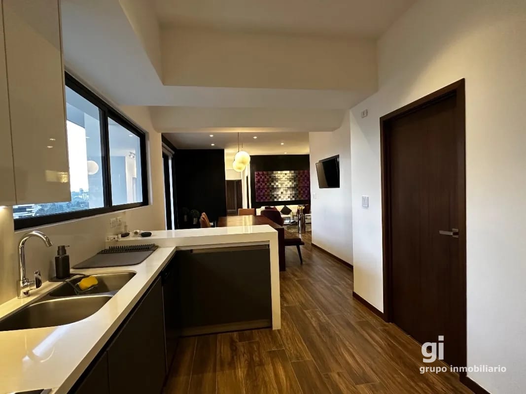 3 dormitorios, cuarto de servicio y sala familiar! — Apartamento en Venta en Zona 10, Guatemala, Ciudad — foto 14 de 14