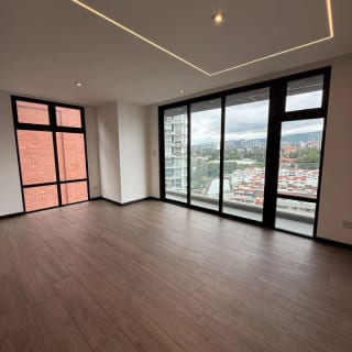 Vendo apartamento 2 habitaciones | 81 mts2 | 2 parqueos | IQ10, zona 10 — Apartamento en Venta en IQ10, Zona 10, Guatemala, Ciudad — miniatura 1 de 13