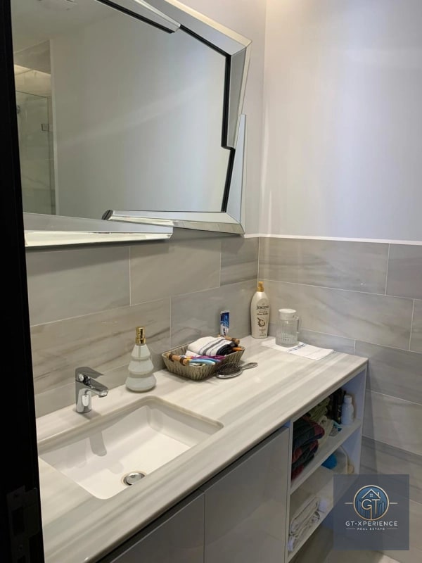 Lindo apartamento en edificio BADEN VHI nivel alto en venta - 5