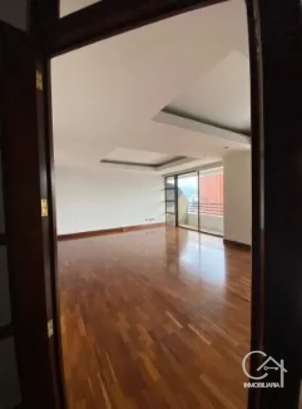 Apartamento en Venta - SAN IGNACIO II Zona 10 — Apartamento en Venta en San Ignacio, Zona 10, Guatemala, Ciudad — foto 4 de 11