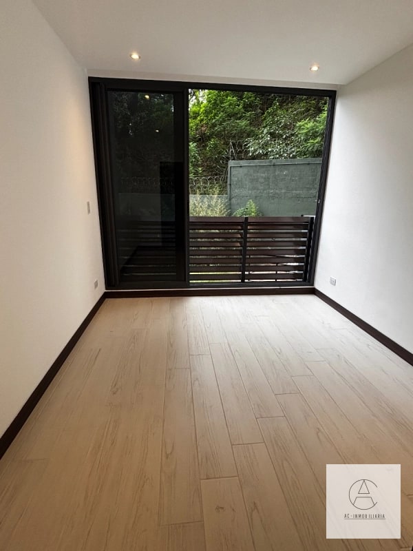 Apartamento en venta en Spazio, zona 15 - 9