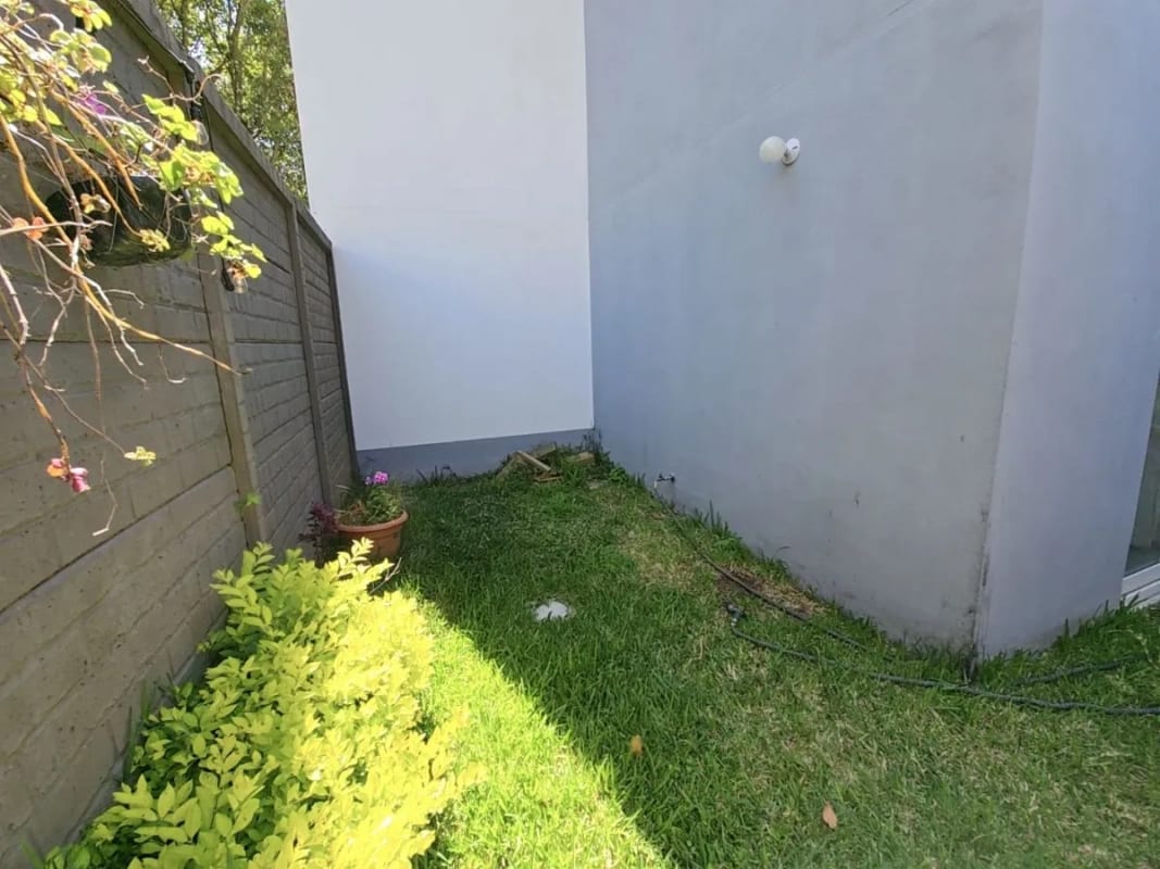 Se vende apartamento, 3 hab con jardín, Sakai San Cristóbal — Apartamento en Venta en Sakai, Zona 1 Mixco, Guatemala, Ciudad — foto 2 de 16