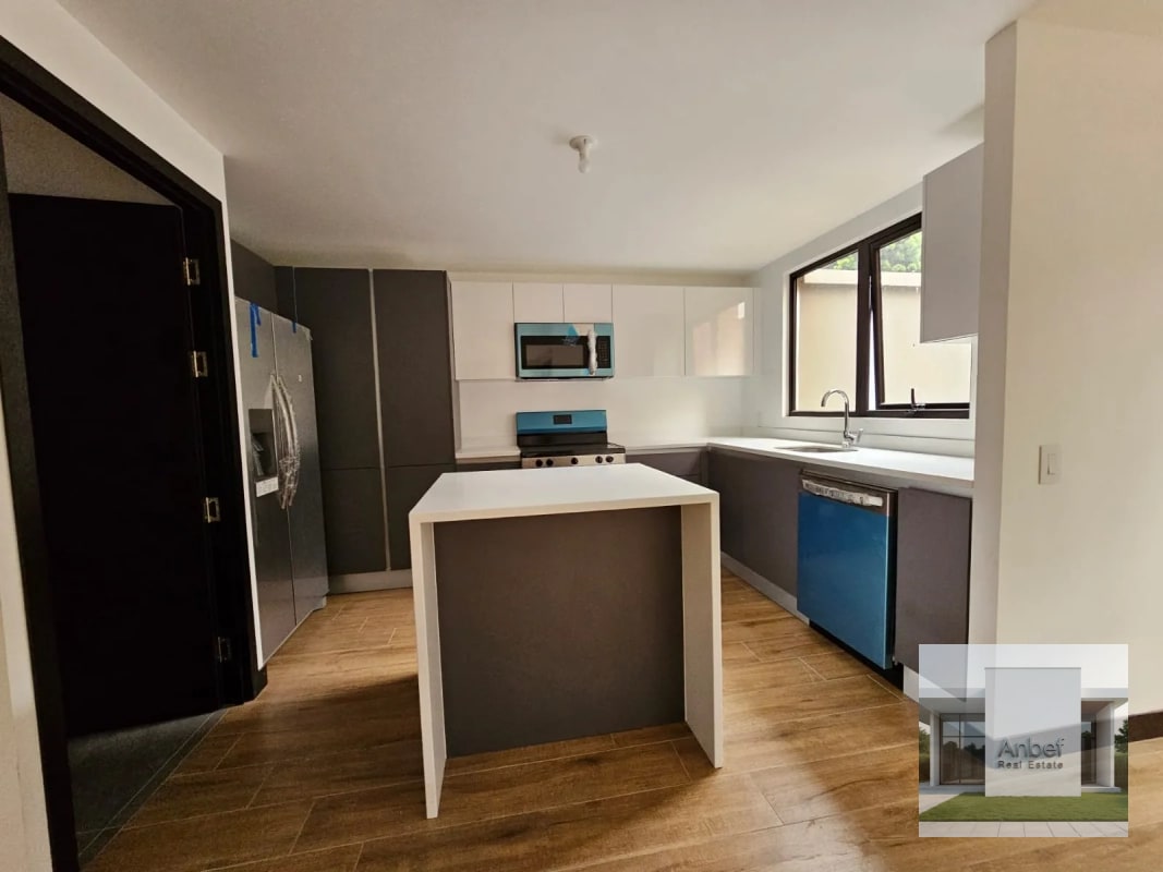 ALENA Venta Apartamento 3 Dormitorios, con Jardín en VH2 Zona 15 - 15