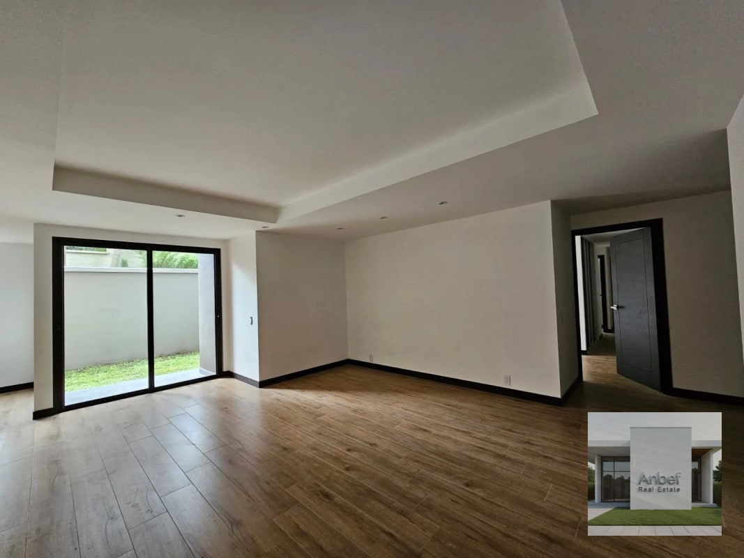 ALENA Venta Apartamento 3 Dormitorios, con Jardín en VH2 Zona 15 - 13