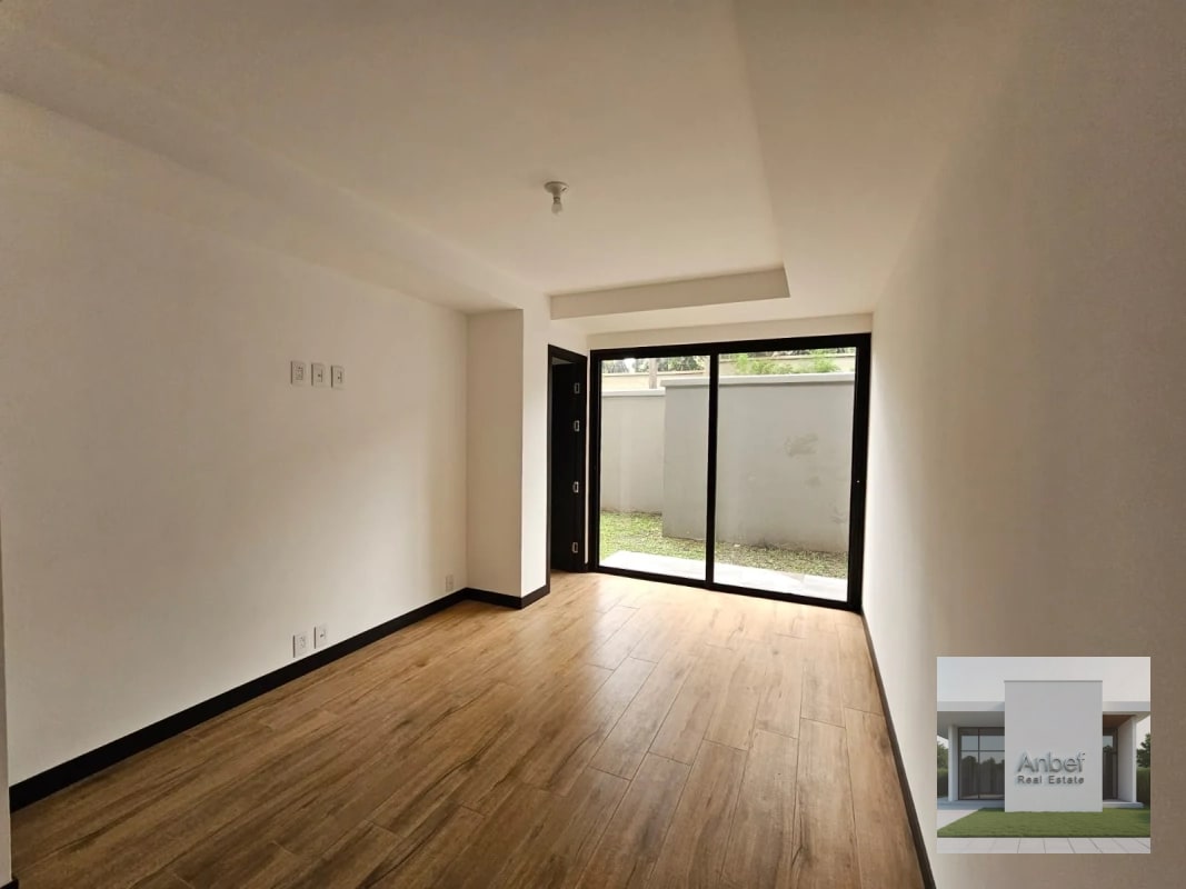 ALENA Venta Apartamento 3 Dormitorios, con Jardín en VH2 Zona 15 - 12