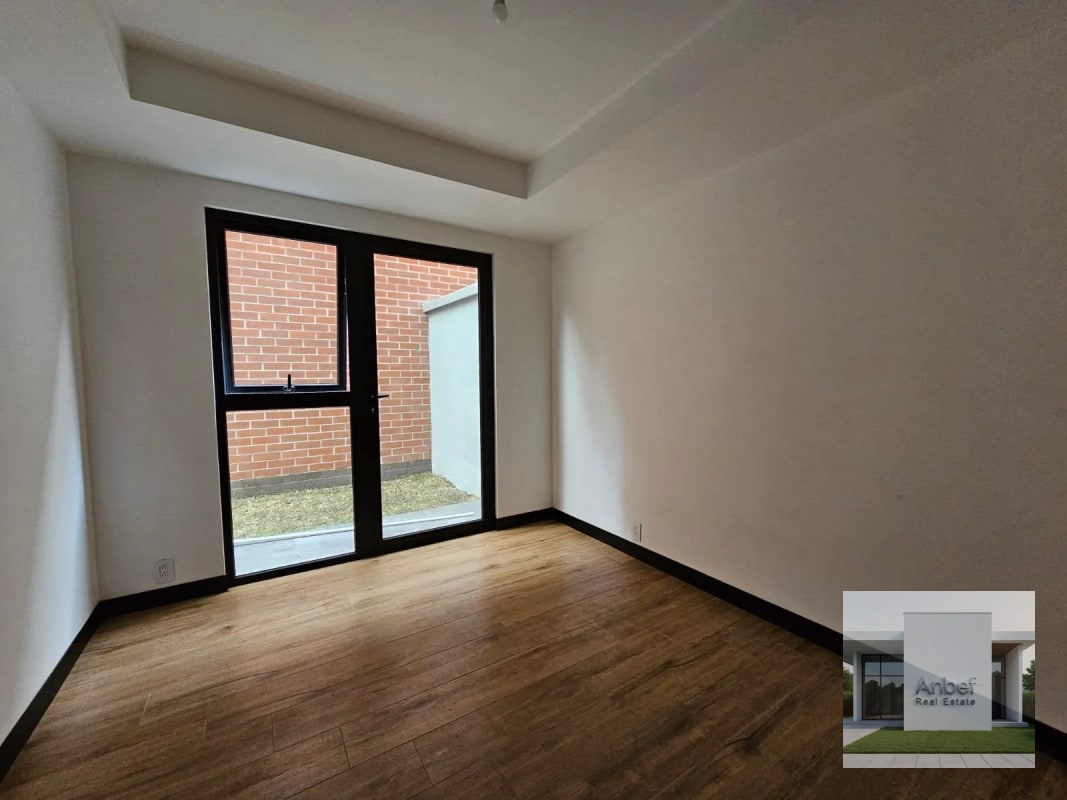 ALENA Venta Apartamento 3 Dormitorios, con Jardín en VH2 Zona 15 - 8