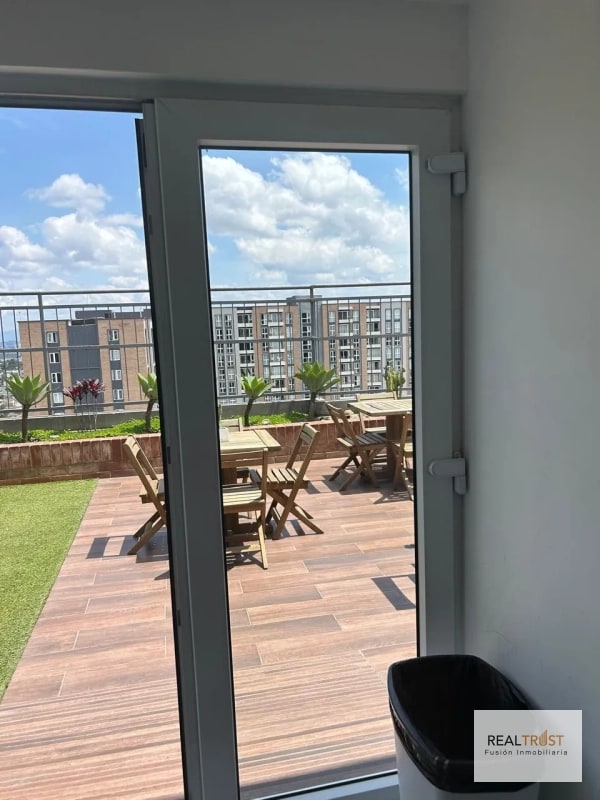 Apartamento en renta San Mateo zona 7 - 13